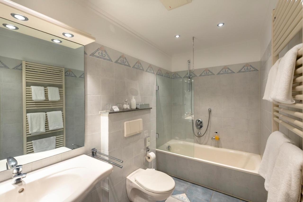 Gut Altona Hotel Dotlingen Ngoại thất bức ảnh